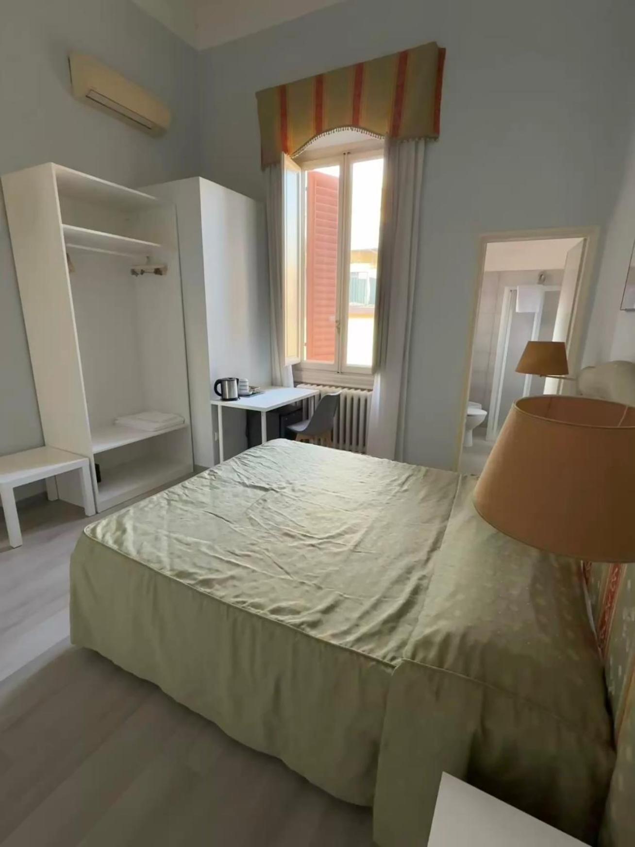 Hotel Ely Viareggio Esterno foto