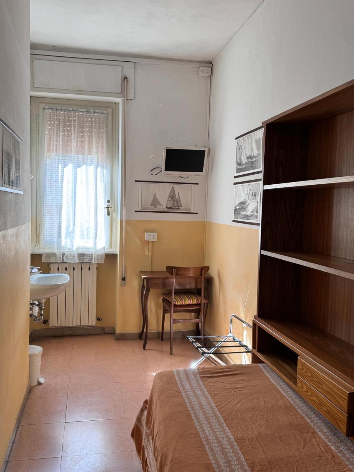 Hotel Ely Viareggio Esterno foto